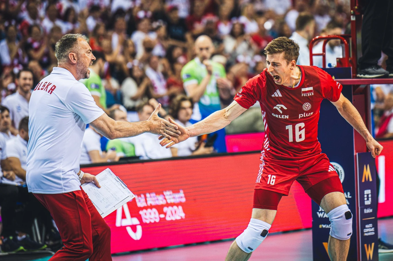 Kamil Semeniuk i trener Nikola Grbić