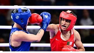 Paryż 2024. Imane Khelif podczas starcia z Anną Lucą Hamori