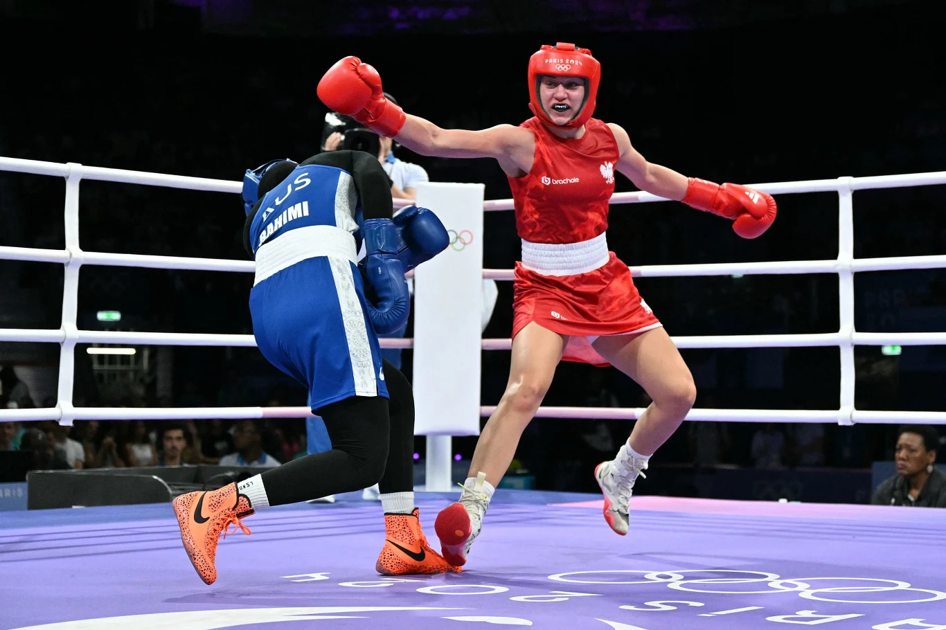 Julia Szeremeta (z prawej)