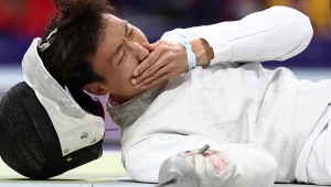 Znokautowany chiński szermierz Mo Ziwei