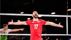 Polski siatkarz prawie zalał się łzami. Nikola Grbić szybko sprowadził go na ziemię