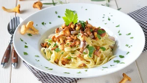 Tym makaronem zajada się cała rodzina. Zrób, póki trwa sezon