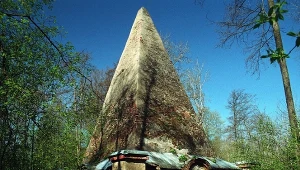 Nie tylko w Egipcie. Piramidy znajdziesz również na Mazurach