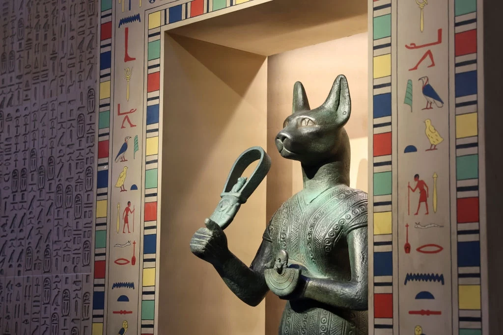 Bastet — bogini miłości, płodności i ogniska domowego