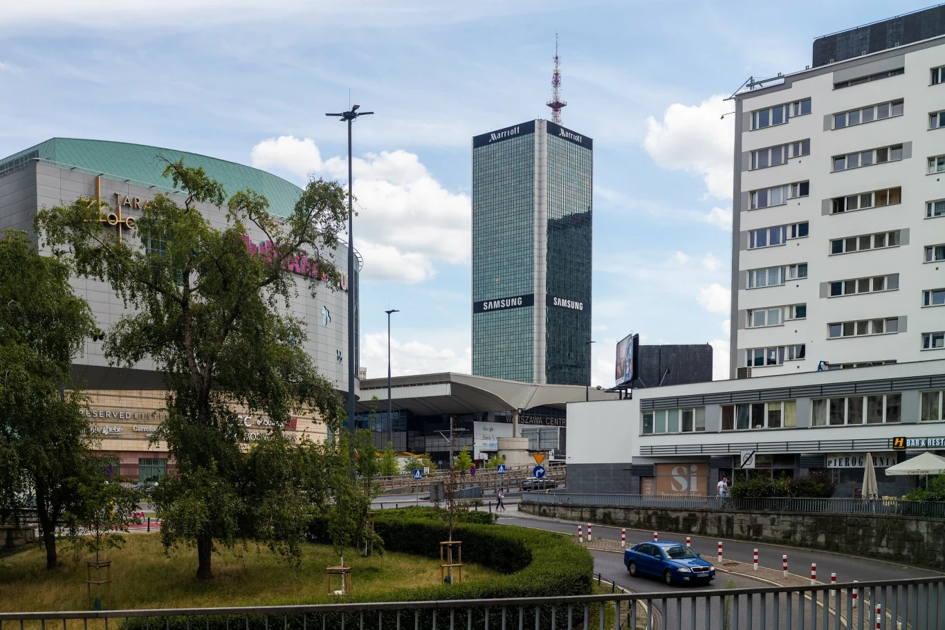 Hotel Marriott stał się symbolem Warszawy Hotel Marriott stał się symbolem Warszawy