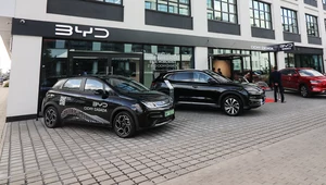 Rozpoczynamy chińskie panowanie. Tesla traci ważny tytuł