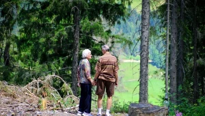 Metody radzenia sobie z nietrzymaniem moczu: Jakie produkty możesz przetestować za darmo?