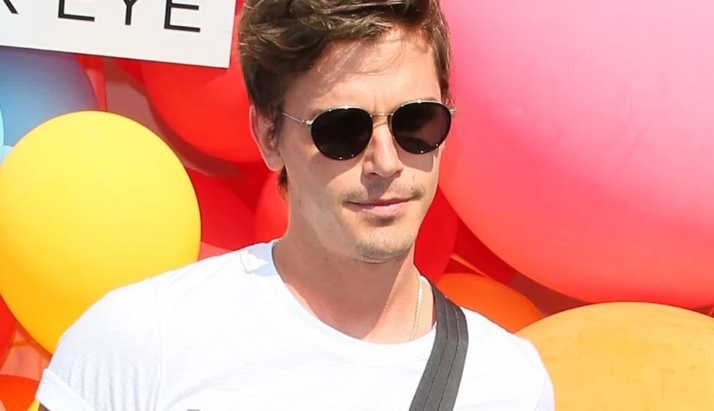 Antoni Porowski przyjechał do Polski.