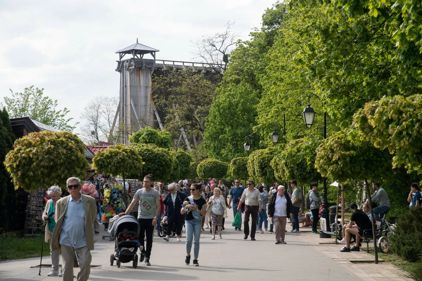 Ulubione uzdrowisko Polaków jeszcze bardziej dostępne. Pociągiem dojedziesz jeszcze w tym roku Ulubione uzdrowisko Polaków jeszcze bardziej dostępne. Pociągiem dojedziesz jeszcze w tym roku