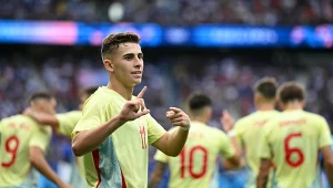 Fermin Lopez cieszący się z gola w finale igrzysk olimpijskich