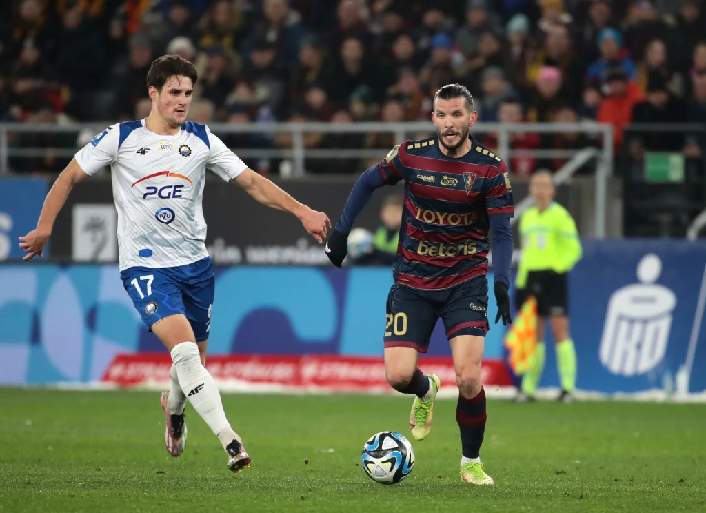 Alexander Gorgon podczas meczu Pogoń - Stal, 25.11.2023 r. Alexander Gorgon podczas meczu Pogoń - Stal, 25.11.2023 r.