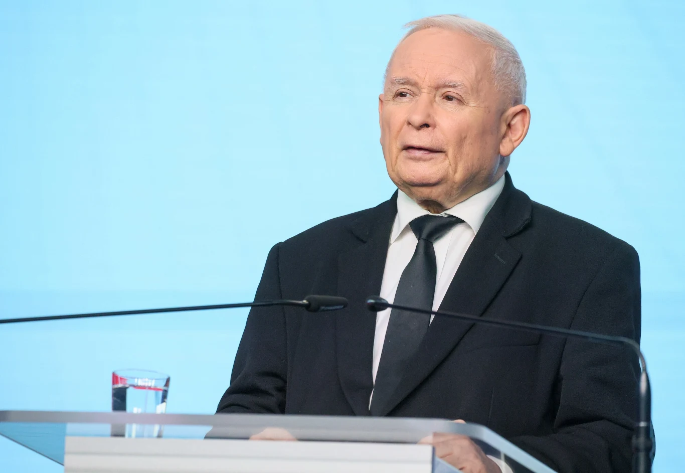 Jarosław Kaczyński szuka kandydata PiS na prezydenta Jarosław Kaczyński szuka kandydata PiS na prezydenta