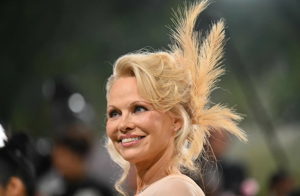 Pamela Anderson coraz częściej pojawia się na branżowych, modowych imprezach 