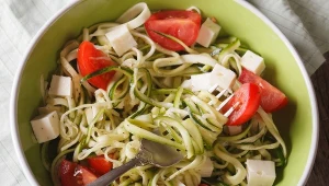 Sprawdź, czym możesz zastąpić tradycyjny biały makaron. To pyszne i zdrowe alternatywy