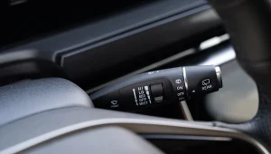 Włączył tylko wycieraczki. 1000 zł mandatu i zabrane prawo jazdy