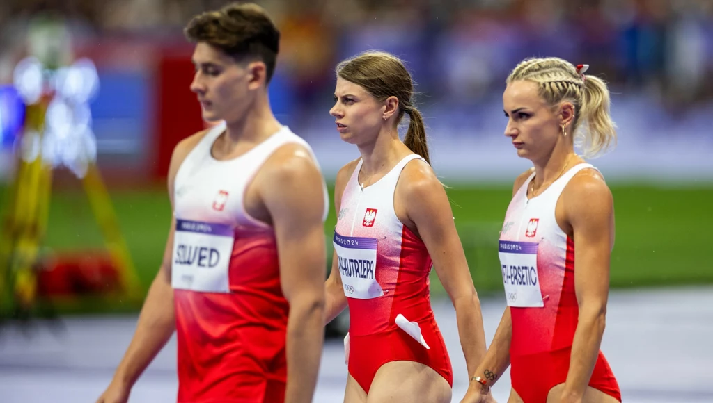 Reprezentacja Polski na igrzyskach w Paryżu. Na zdjęciu: Maksymilian Szwed, Alicja Wrona-Kutrzepa i Justyna Święty-Ersetic Reprezentacja Polski na igrzyskach w Paryżu. Na zdjęciu: Maksymilian Szwed, Alicja Wrona-Kutrzepa i Justyna Święty-Ersetic