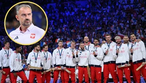 Polscy siatkarze i Nikola Grbić (w kółeczku)