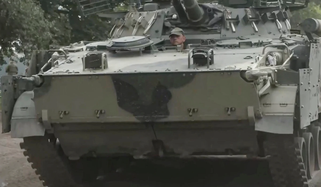 Rosjanie przerzucają sprzęt w rejon ukraińskiej ofensywy w obwodzie kurskim. Stan wyjątkowy w obwodzie biełgorodzkim Rosjanie przerzucają sprzęt w rejon ukraińskiej ofensywy w obwodzie kurskim. Stan wyjątkowy w obwodzie biełgorodzkim