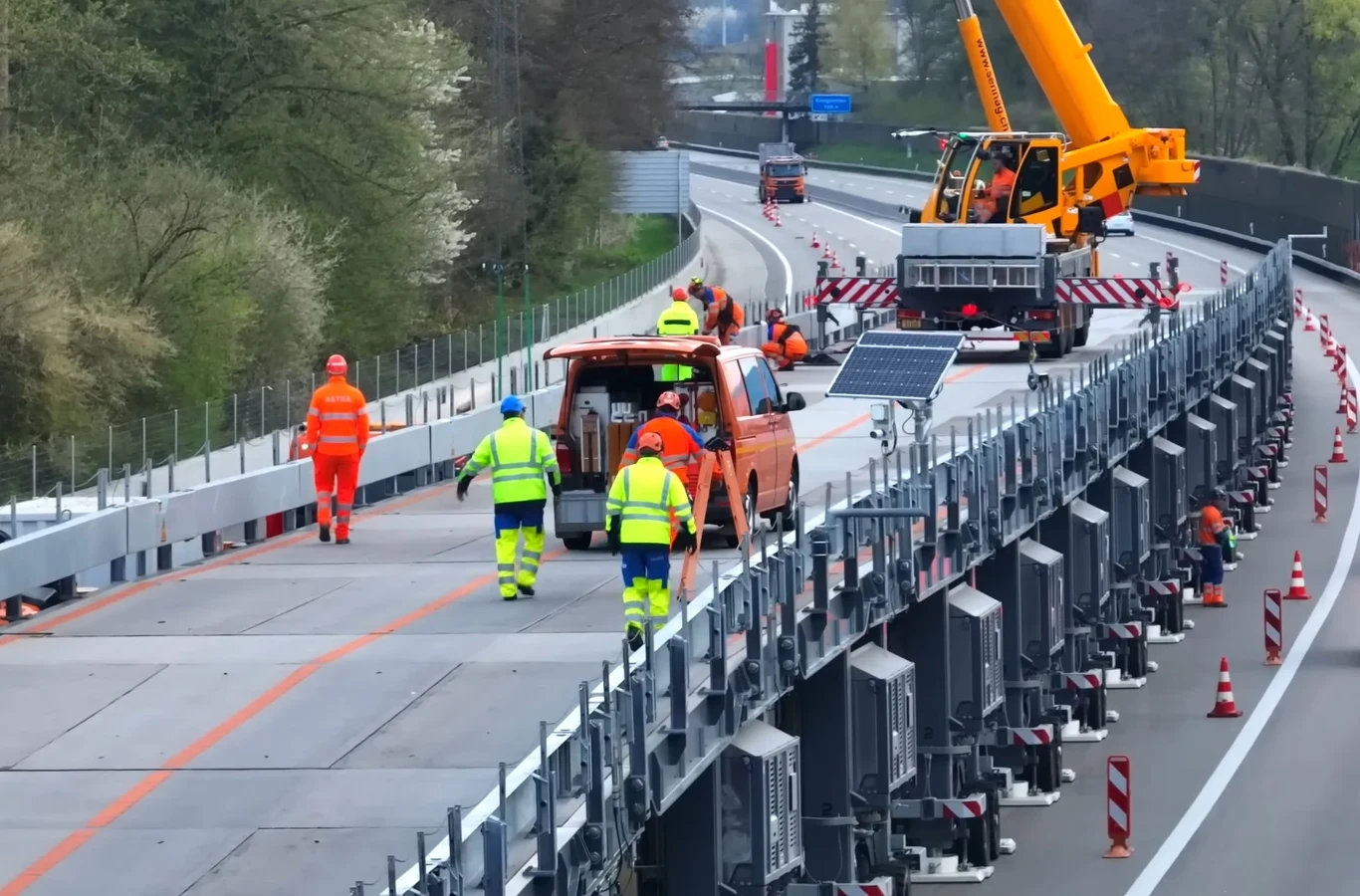 Most ASTRA wykorzystywany przez szwajcarskich drogowców ma ok. 256 m długości, 7,6 m szerokości i ponad 4,5 m wysokości/Szwajcarski Federalny Urząd Dróg Most ASTRA wykorzystywany przez szwajcarskich drogowców ma ok. 256 m długości, 7,6 m szerokości i ponad 4,5 m wysokości/Szwajcarski Federalny Urząd Dróg