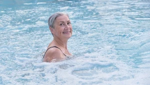 Jesień negatywnie wpływa na twoje samopoczucie? Poznaj listę zabiegów, które uporają się z sezonowymi objawami