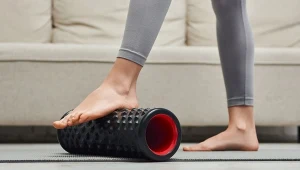 Rolowanie całego ciała dobrze wpływa nie tylko na mięśnie, ale także powięzi 