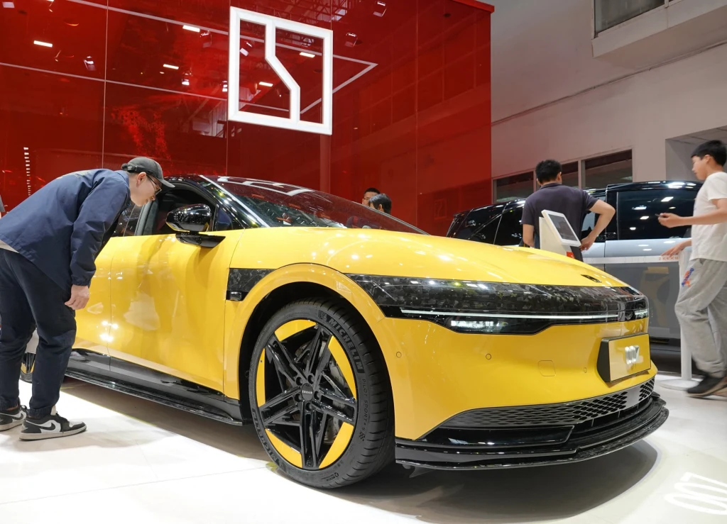 Zeekr 007 ma być pierwszym autem elektrycznym, którego bateria będzie ładowała się w rekordowo szybkim tempie