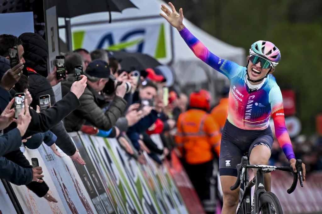 Katarzyna Niewiadoma podczas Tour de France Katarzyna Niewiadoma podczas Tour de France