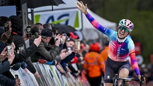 Katarzyna Niewiadoma liderką Tour de France! Polka druga na piątym etapie
