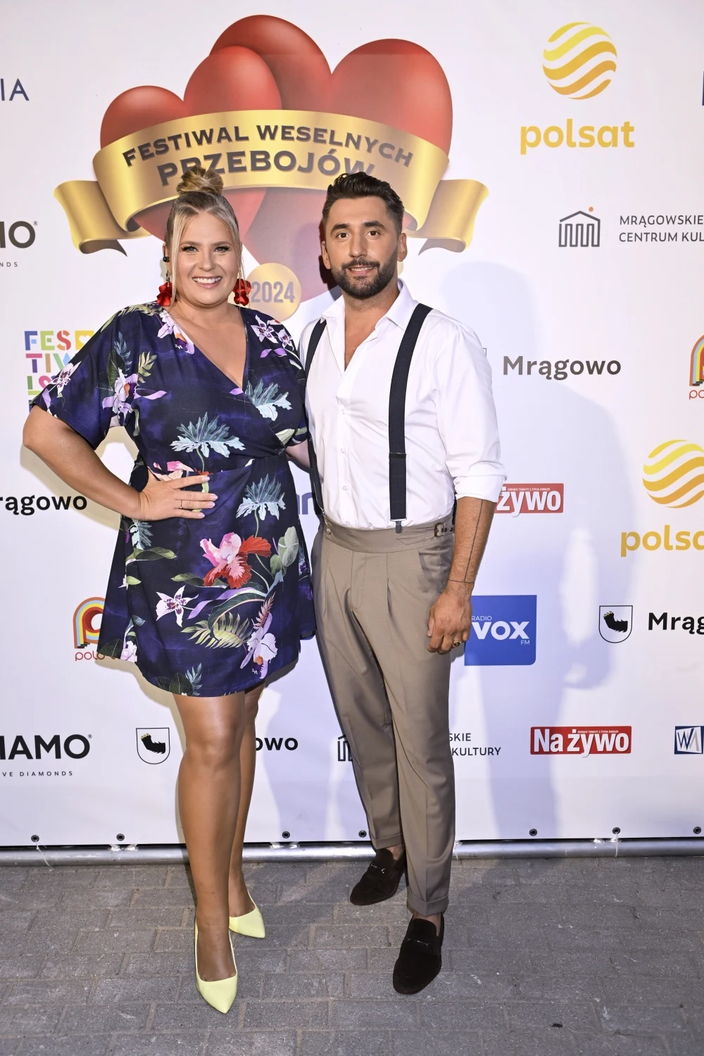 Ela Romanowska i Rafał Maserak podczas drugiego dnia Festiwalu Weselnych Przebojów. Ela Romanowska i Rafał Maserak podczas drugiego dnia Festiwalu Weselnych Przebojów.