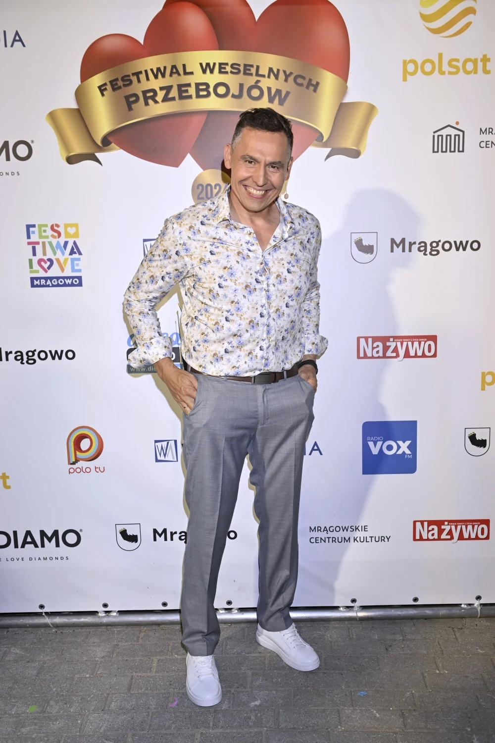 Andrzej Kozłowski okazał się podczas poprawin nieocenionym wsparciem dla nowożeńców. Andrzej Kozłowski okazał się podczas poprawin nieocenionym wsparciem dla nowożeńców.