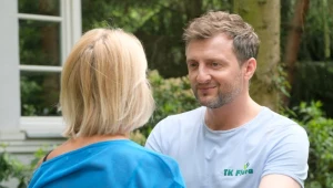 "Bartek, na litość boską! Spójrz na nas! Ile ja mam lat, a ile ty?" - powie Dorota