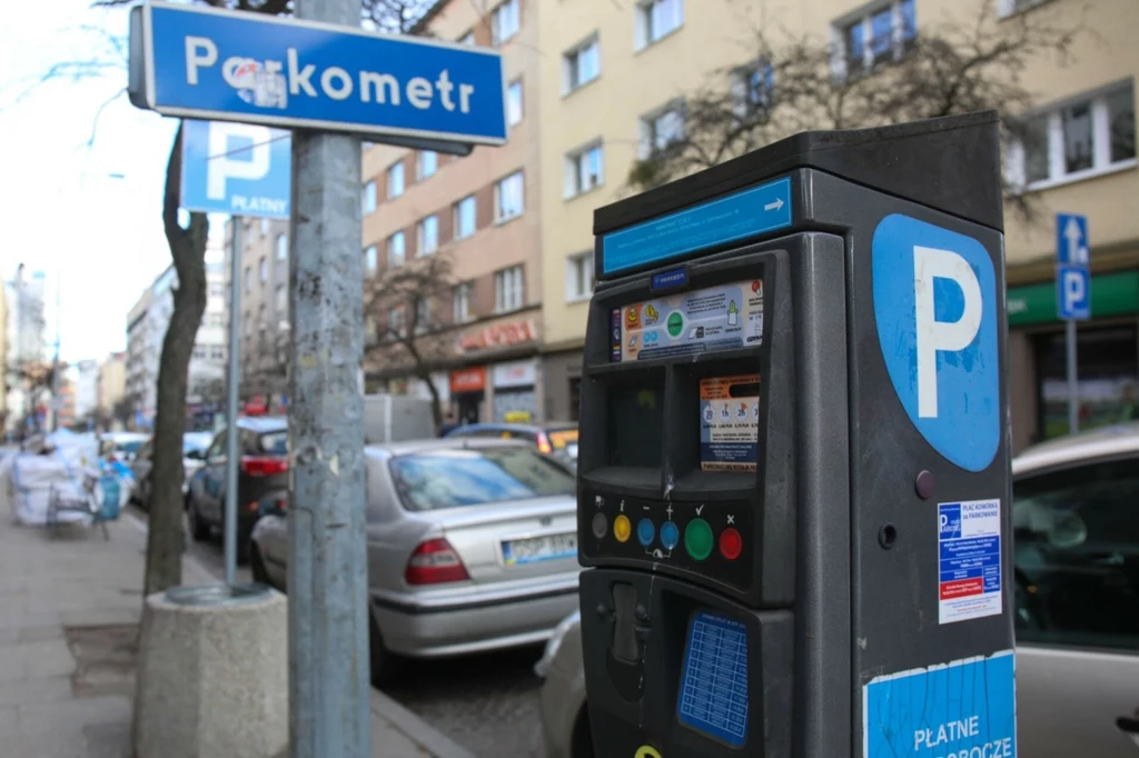 Strefa płatnego parkowania w Gdyni może się zmienić. Klub miejskich radnych zaprezentował projekt uchwały.