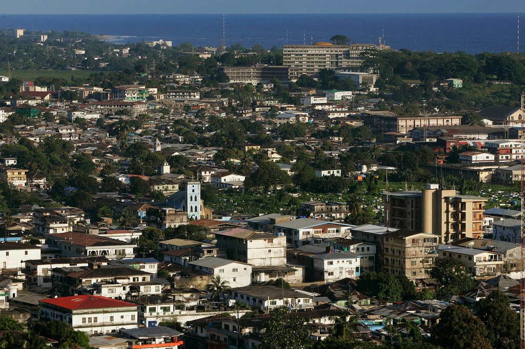 Stolicę Monrowii - Liberię - regularnie zalewa ocean