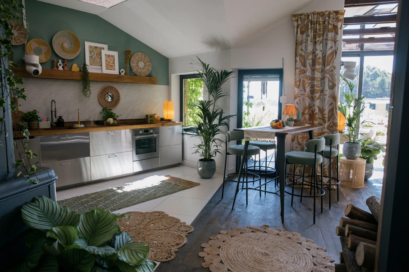 Wnętrza willi uczestników programu "Moja mama i twój tata" Wnętrza willi uczestników programu "Moja mama i twój tata"