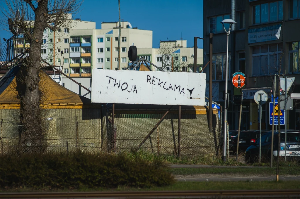 Bilbordy reklamowe w polskich miastach (zdj. ilustracyjne)