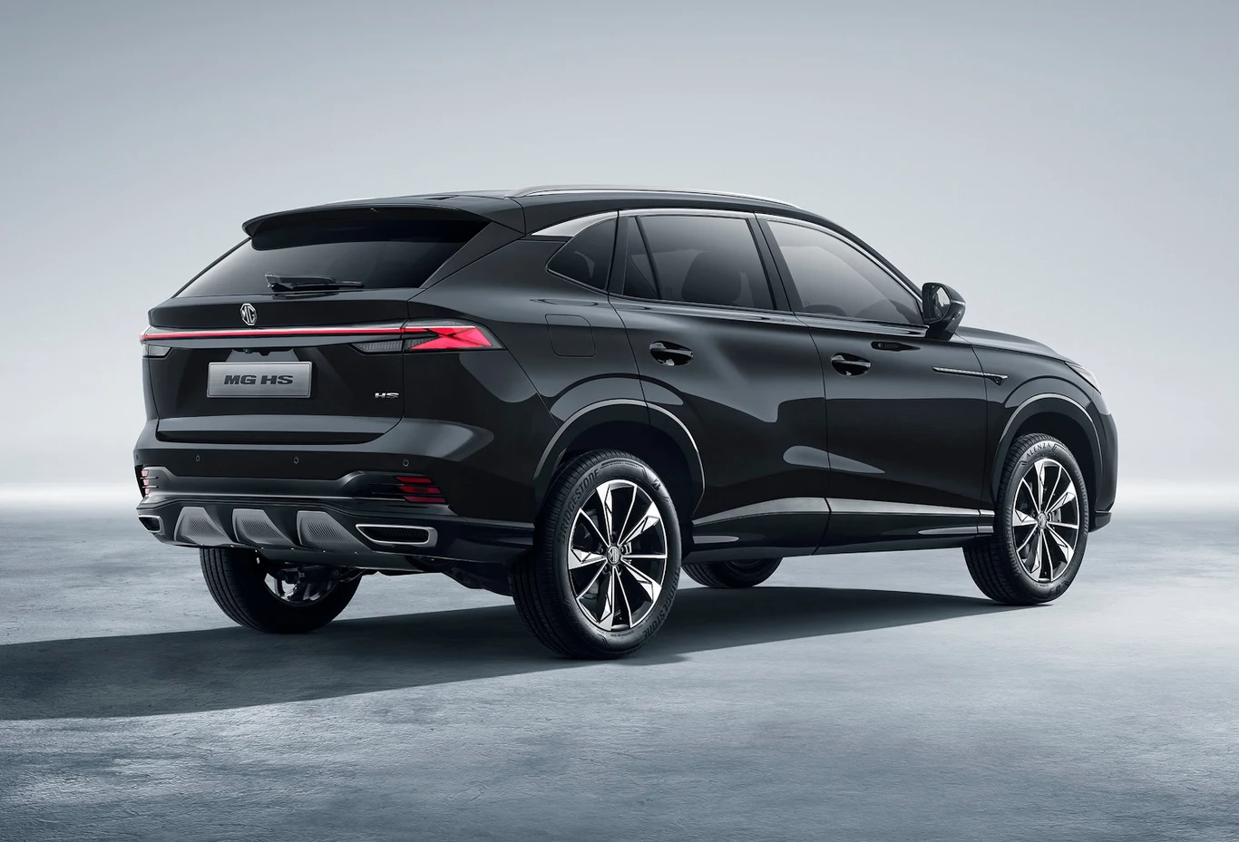 Nowe MG HS. Pierwsze auta dotrą do polskich klientów we wrześniu