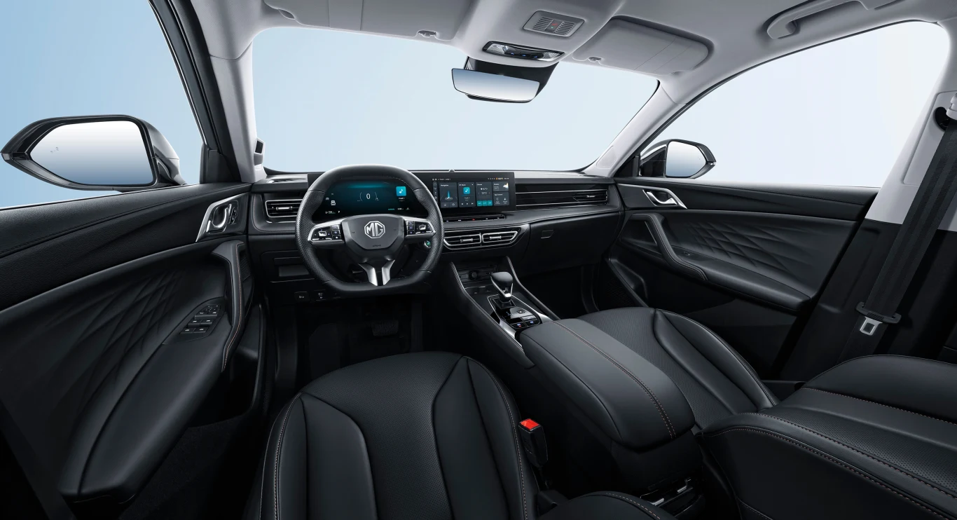 W kabinie nowego MG HS znajdziemy aż 24 schowki