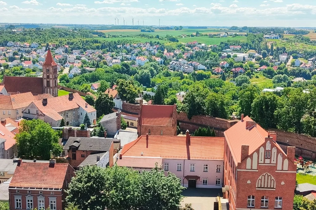 Chełmno otoczone zielenią