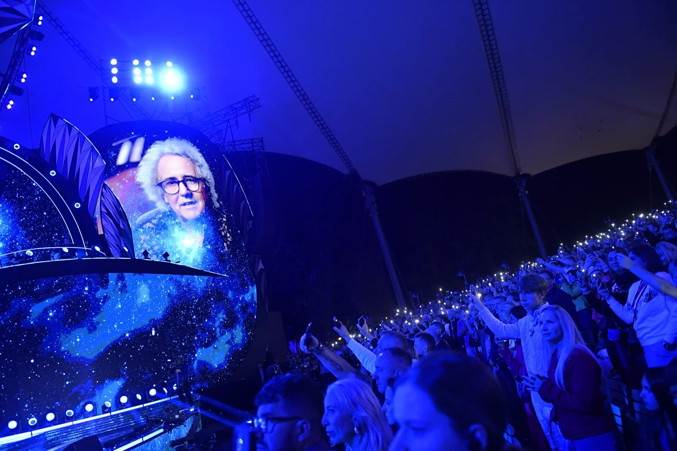 Tadeusz Woźniak "pojawił się" na festiwalu w Sopocie Tadeusz Woźniak "pojawił się" na festiwalu w Sopocie