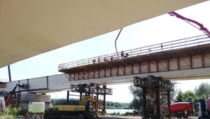 W Sandomierzu powstaje imponujący most przez Wisłę