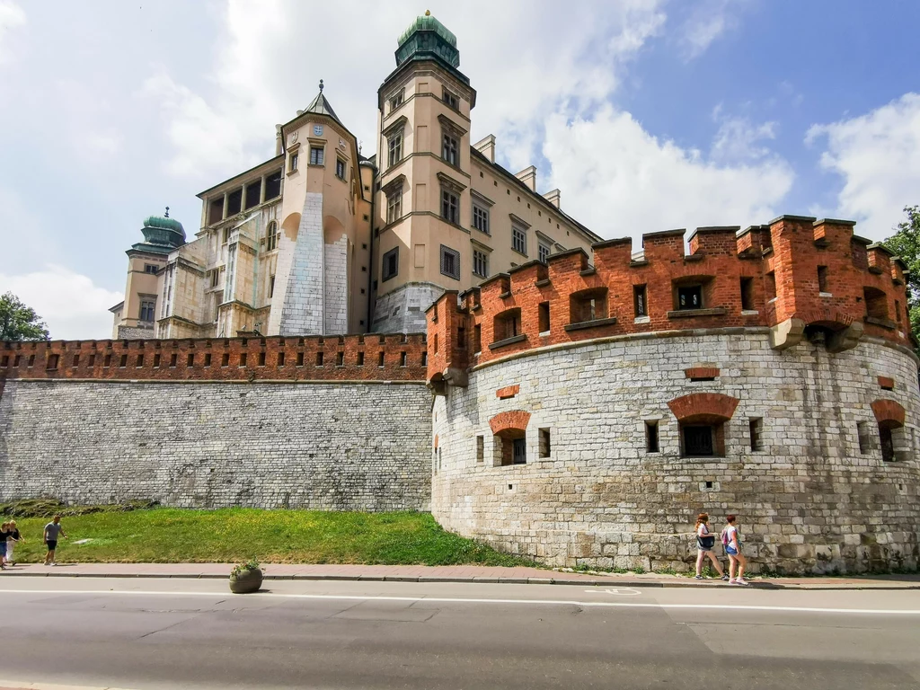 Wawel to jedno z najbardziej znanych miejsc na mapie Krakowa