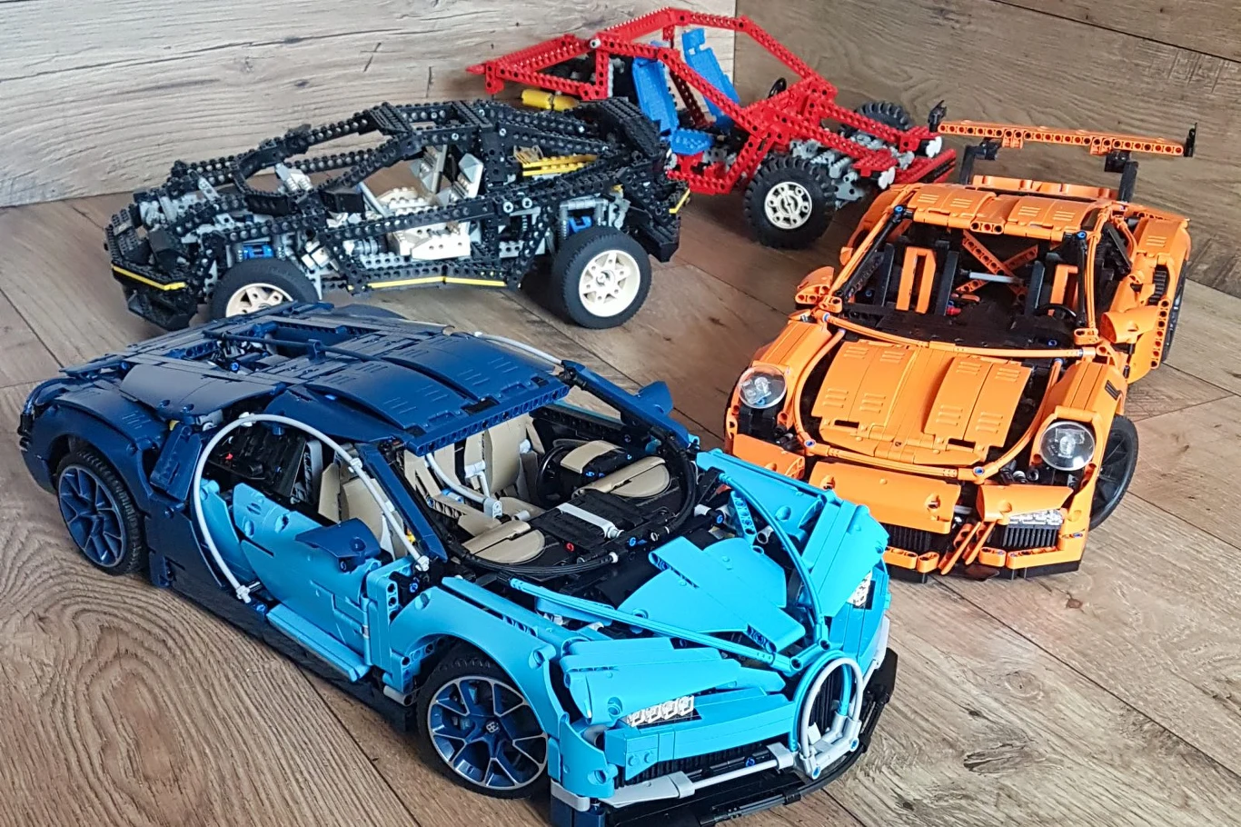 Skromny wycinek historii skomplikowanych samochodów LEGO Technic Skromny wycinek historii skomplikowanych samochodów LEGO Technic