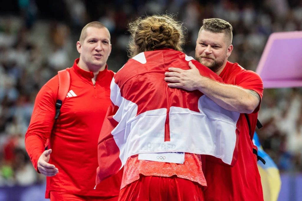 Wojciech Nowicki i Paweł Fajdek. Tyłem Ethan Katzberg Wojciech Nowicki i Paweł Fajdek. Tyłem Ethan Katzberg