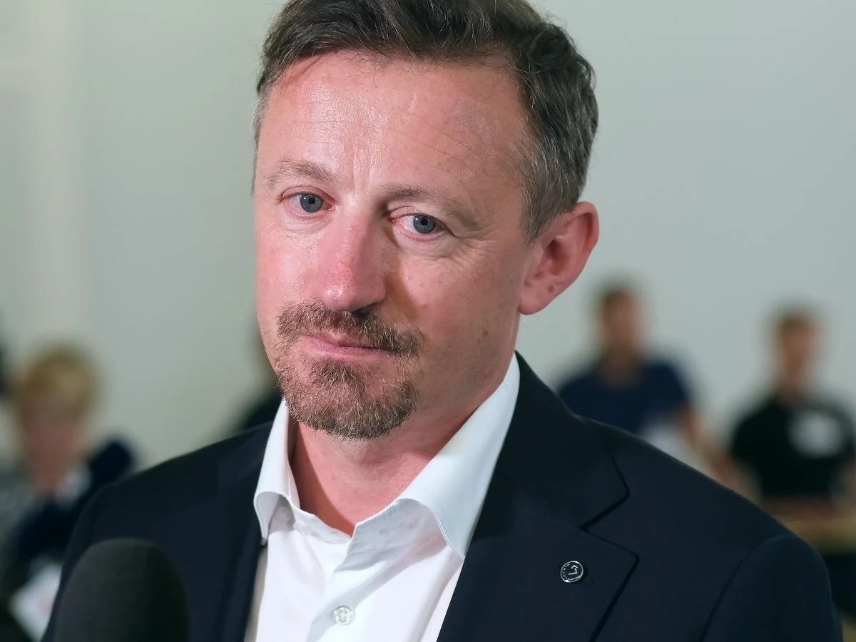 Adam Małysz zwrócił się do kamery. Wszystko wydarzyło się na żywo Adam Małysz zwrócił się do kamery. Wszystko wydarzyło się na żywo