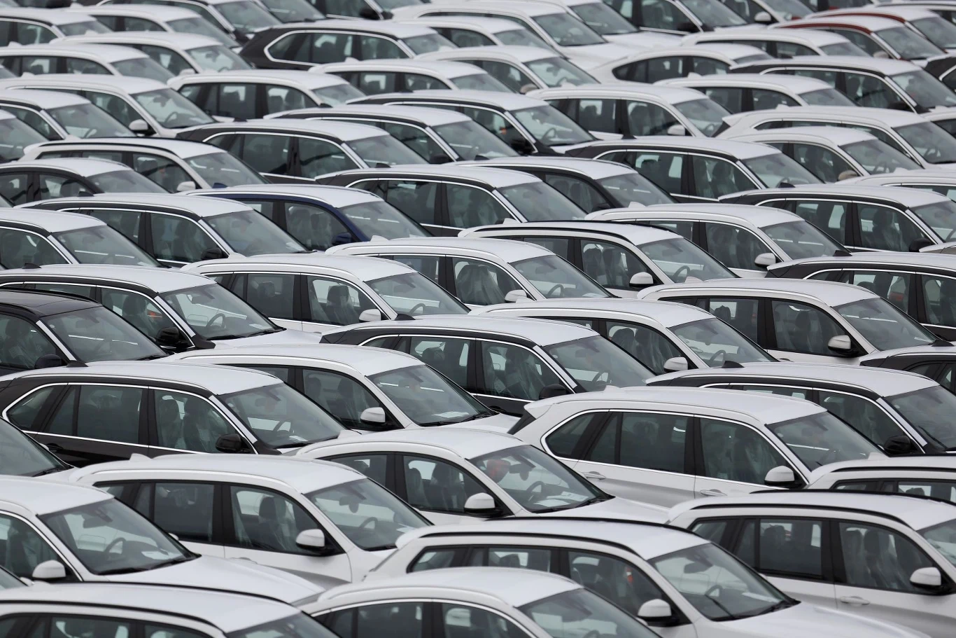 Chiny grożą odwetem za unijne cła. Najbardziej może zaboleć niemieckich producentów. Chiny grożą odwetem za unijne cła. Najbardziej może zaboleć niemieckich producentów.