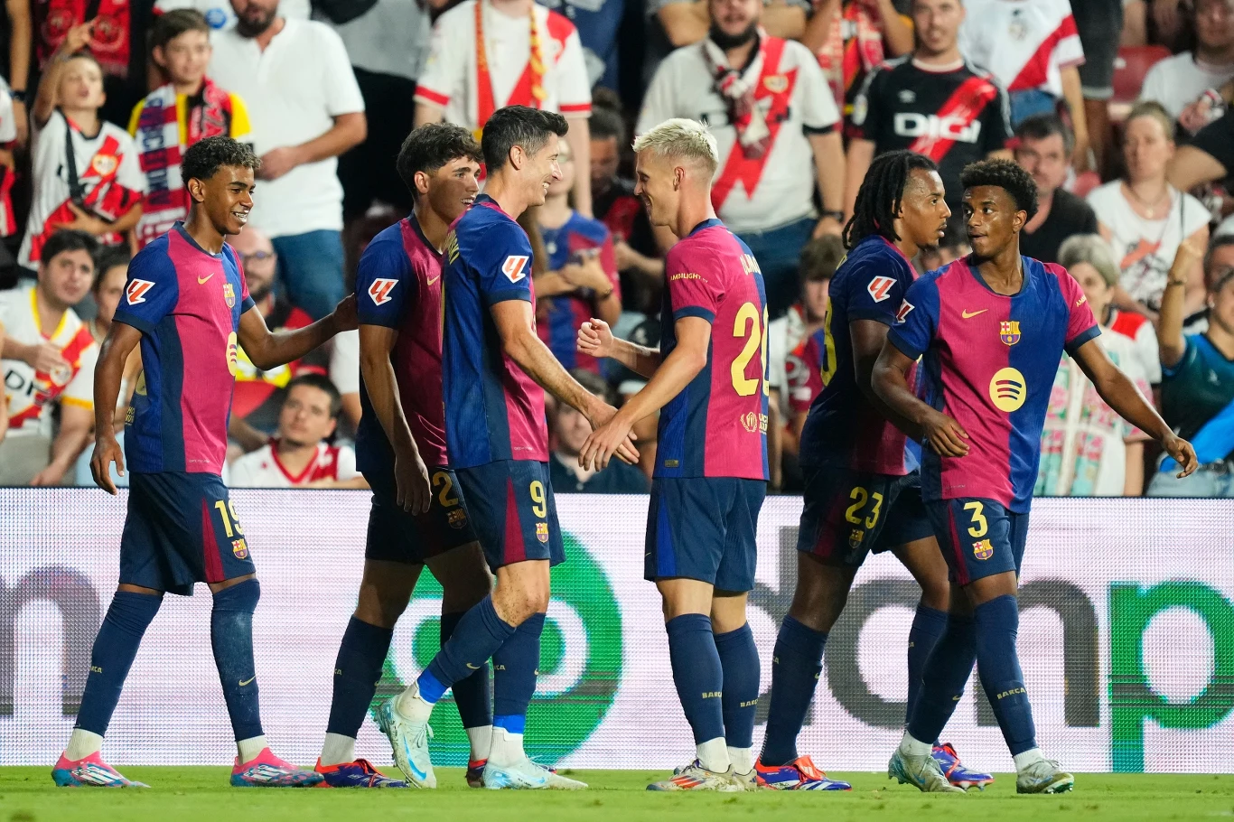 Robert Lewandowski, Dani Olmo i drużyna FC Barcelona