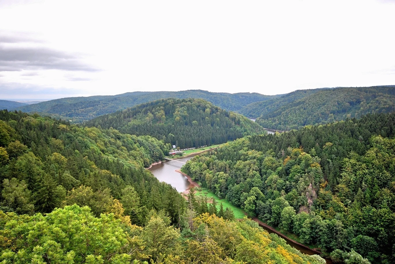 Punkty widokowe na Podkarpaciu to ciekawe propozycje na wycieczki. Punkty widokowe na Podkarpaciu to ciekawe propozycje na wycieczki.