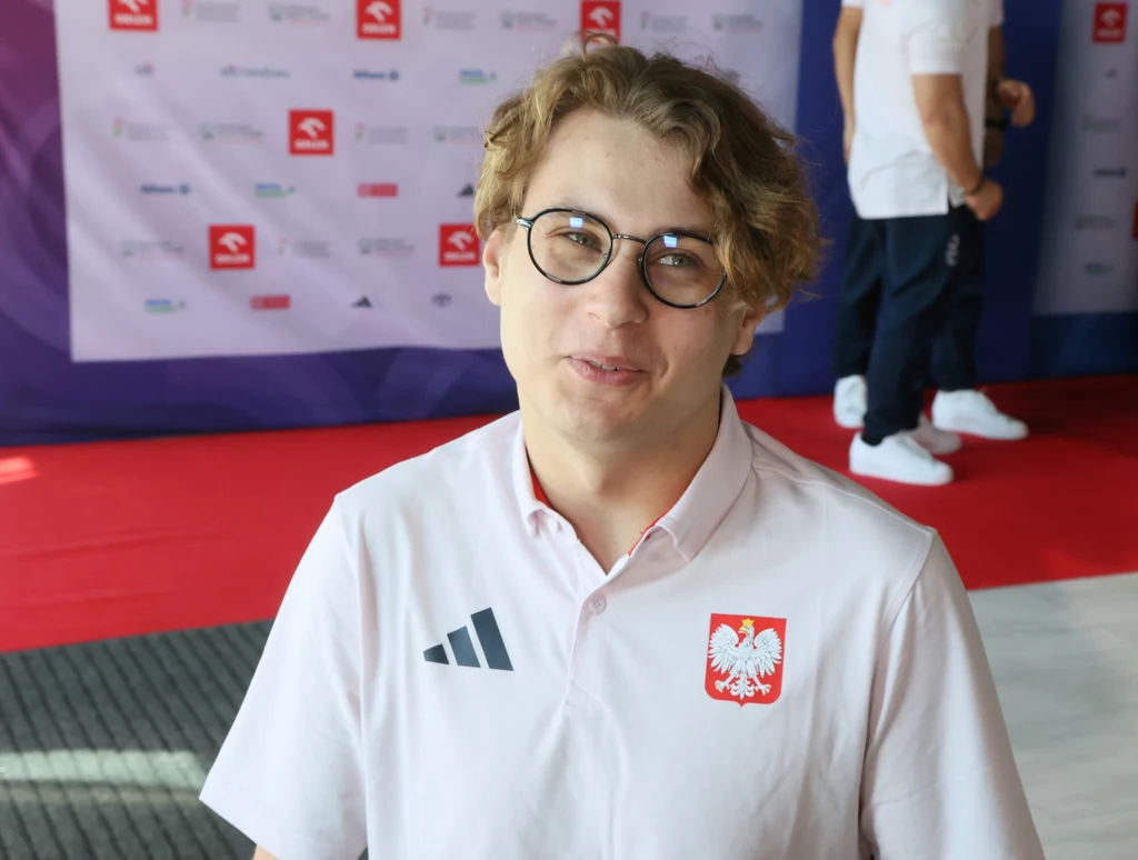 Kamil Otowski to polski parapływak