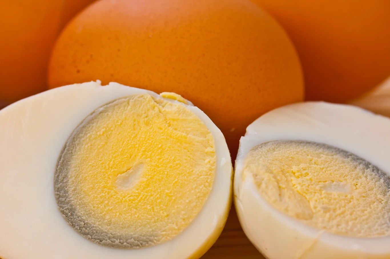 Czy sina obwódka wokół żółtka jajka to niepokojący sygnał? Czy sina obwódka wokół żółtka jajka to niepokojący sygnał?