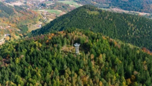 Prawdziwy spacer w chmurach i to na terenie Polski. Niesamowite przeżycie